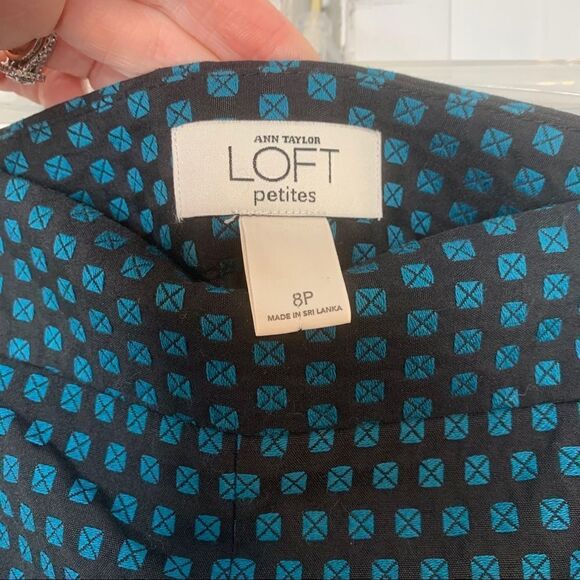 LOFT Professional Single Pleat Pencil Skirt - Picture 3 of 11